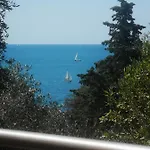 فندق Fiascherino 3*