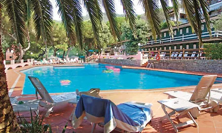 Hotel Fiascherino 3*