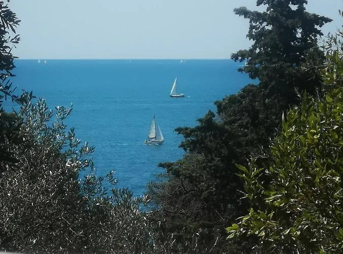 Hotel Fiascherino 3*