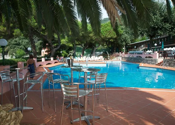 Hotel Fiascherino 3*